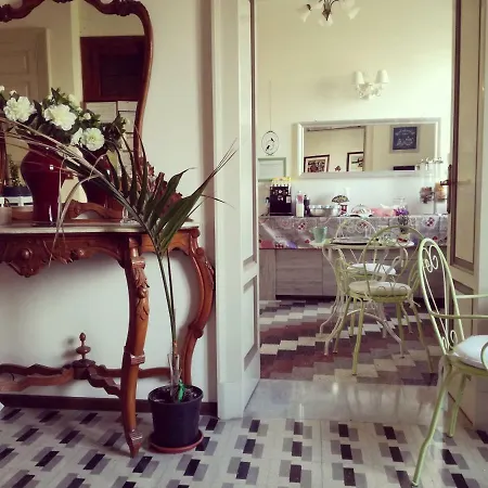 Aretè Guest House-3